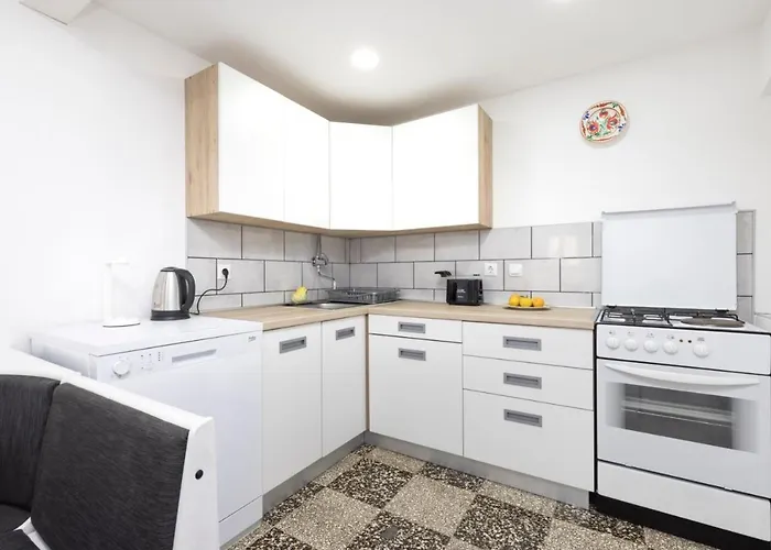 Ivna Apartament Veli Lošinj