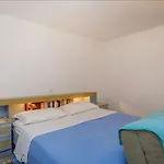 Ivna * וולי לוסיניי